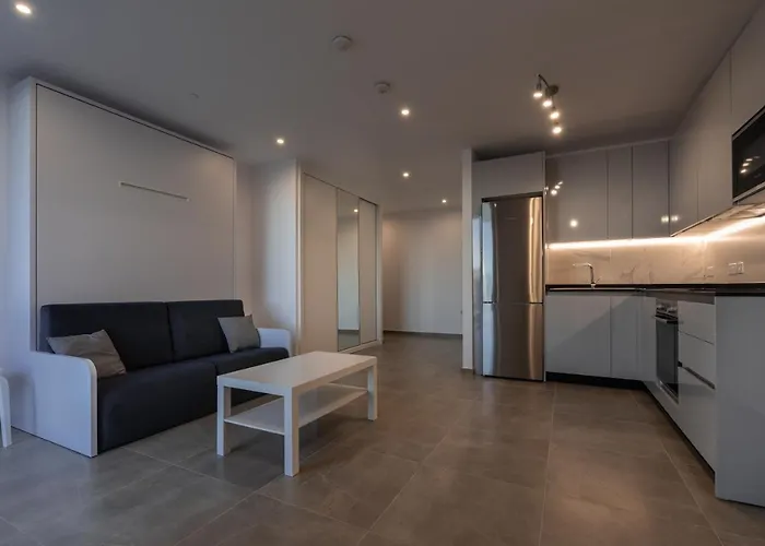 E1 Studios-hosted By Sweetstay